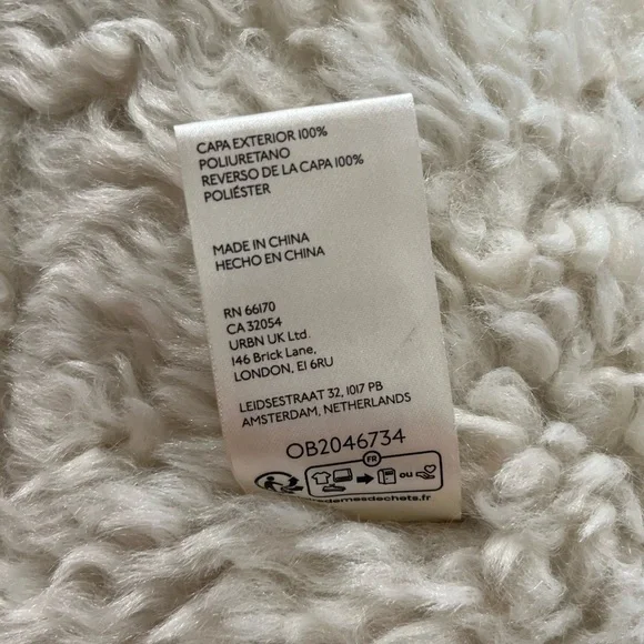 Kiki Sherpa Jacket in Black Combo | Size Small | NWT - Picture 13 of 13